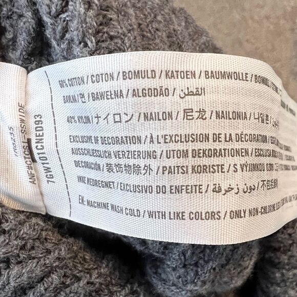 Abercrombie Gray Sweater - Picture 4 of 8